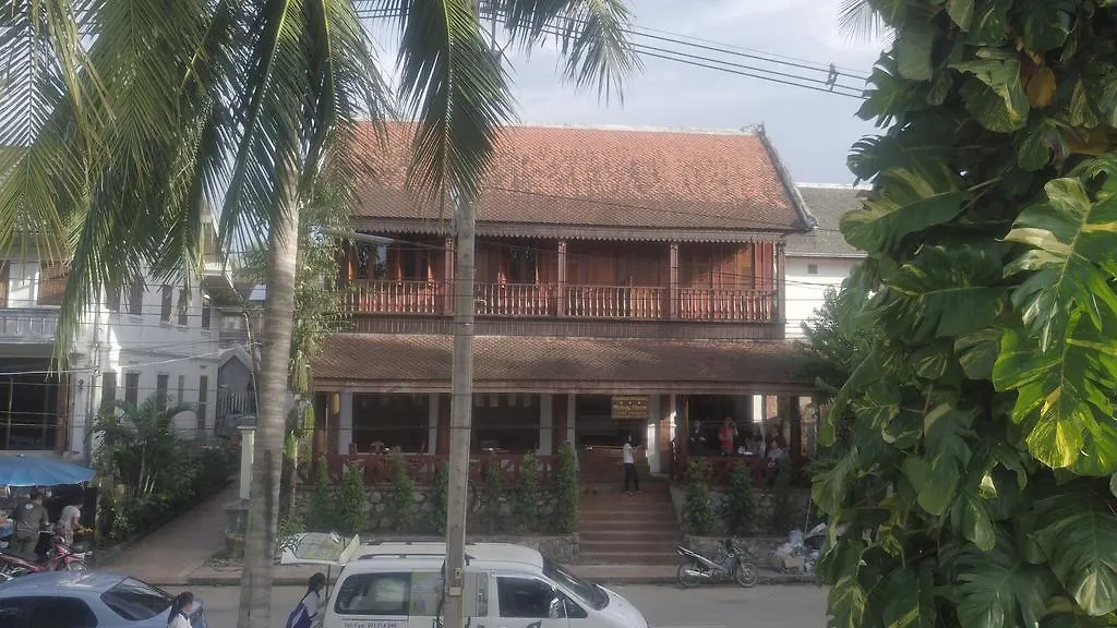 Mekong Charm Guesthouse Luang Prabang 2*,