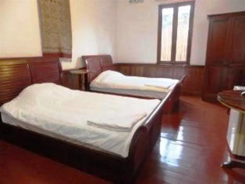 Mekong Charm Guesthouse Luang Prabang 2*,  Laos
